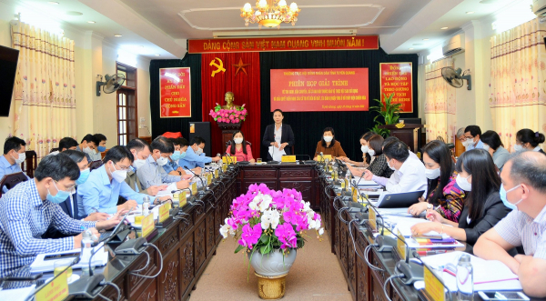 Một phiên họp giải trình trong năm 2021 của Thường trực HĐND tỉnh Tuyên Quang - NGỌC HƯNG